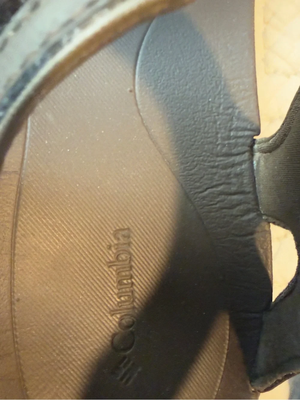 Columbia Men’s  Olive Brown Hook-and-Loop Outdoor Sandals